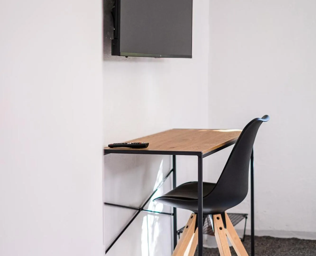 Guest Apartment With Authentic Finnish Wooden Sauna, 10 Min Drive From The Airport ヘルシンキ フィンランド
